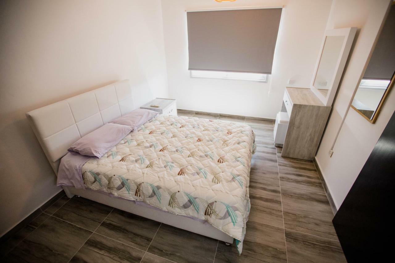 קאטו פירגוס Twins Apartments מראה חיצוני תמונה