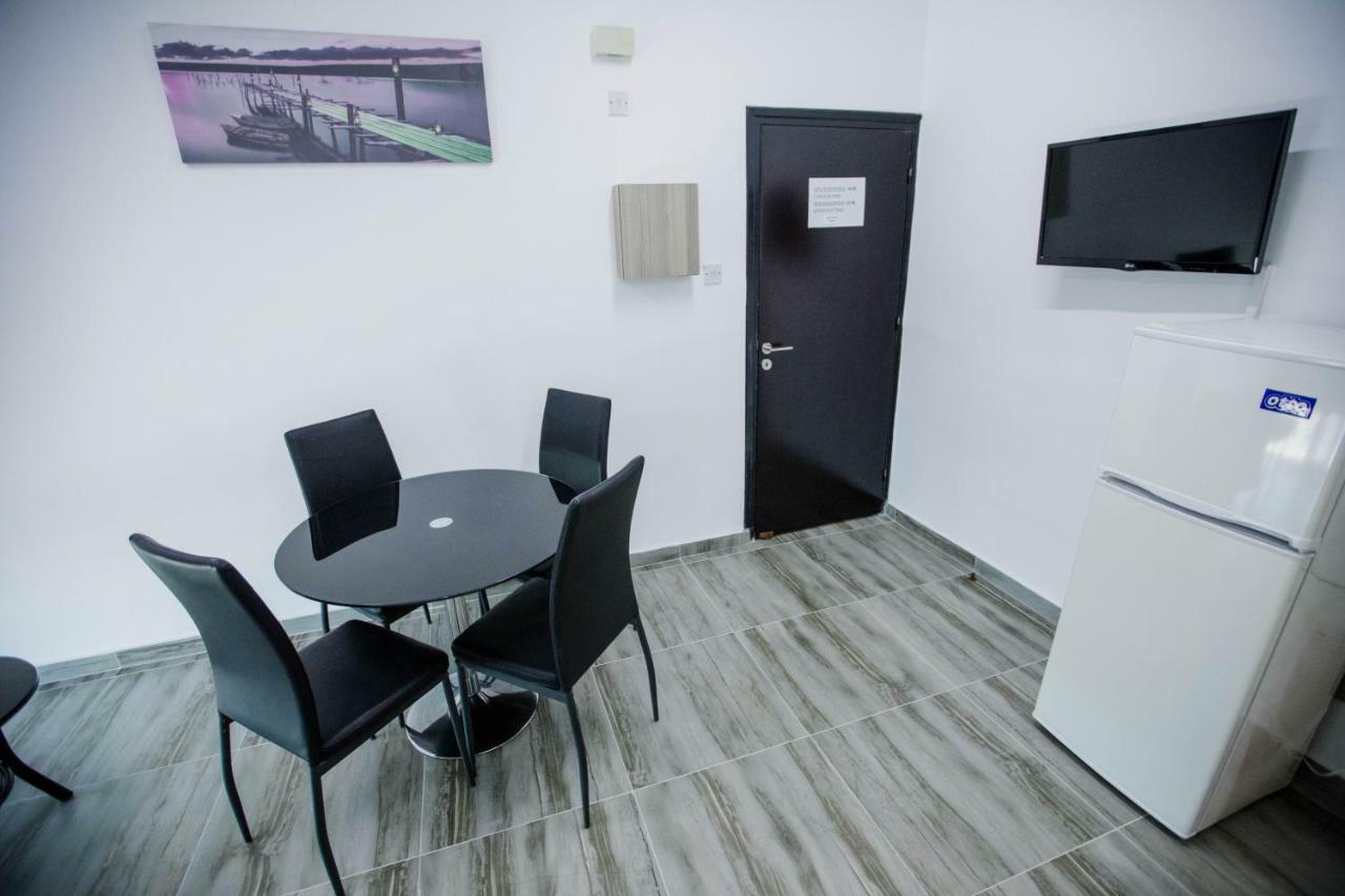 קאטו פירגוס Twins Apartments מראה חיצוני תמונה